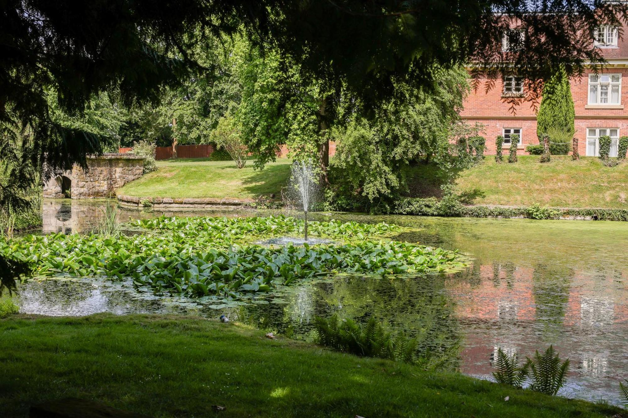 Albrighton Hall Hotel And Spa, A Member Of Radisson Individuals Shrewsbury Exterior foto