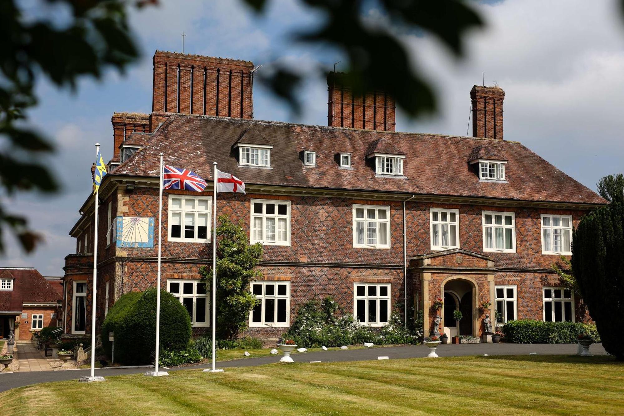 Albrighton Hall Hotel And Spa, A Member Of Radisson Individuals Shrewsbury Exterior foto