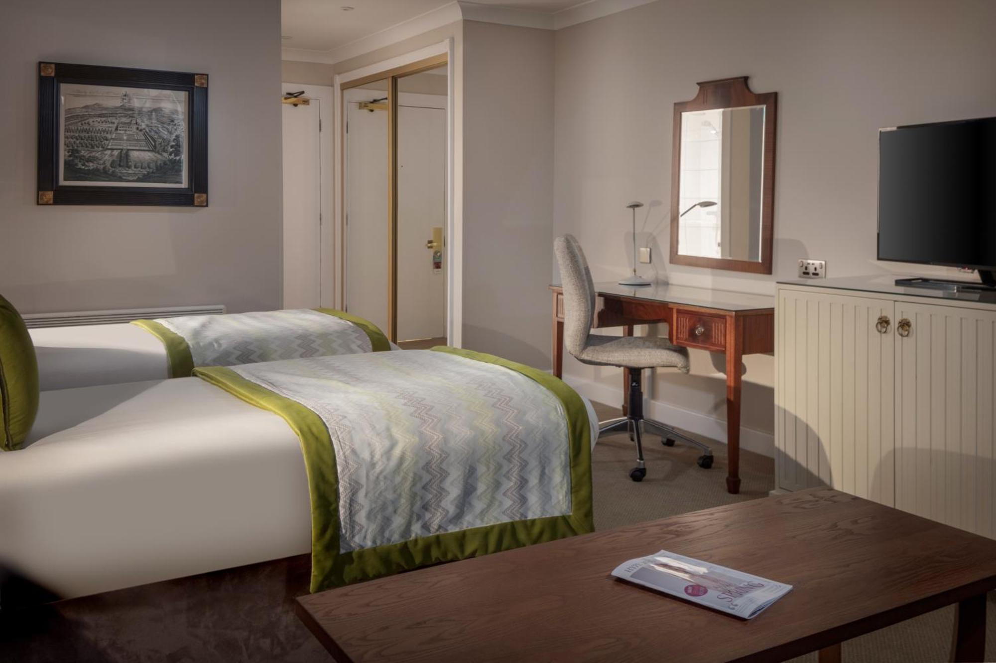 Albrighton Hall Hotel And Spa, A Member Of Radisson Individuals Shrewsbury Exterior foto
