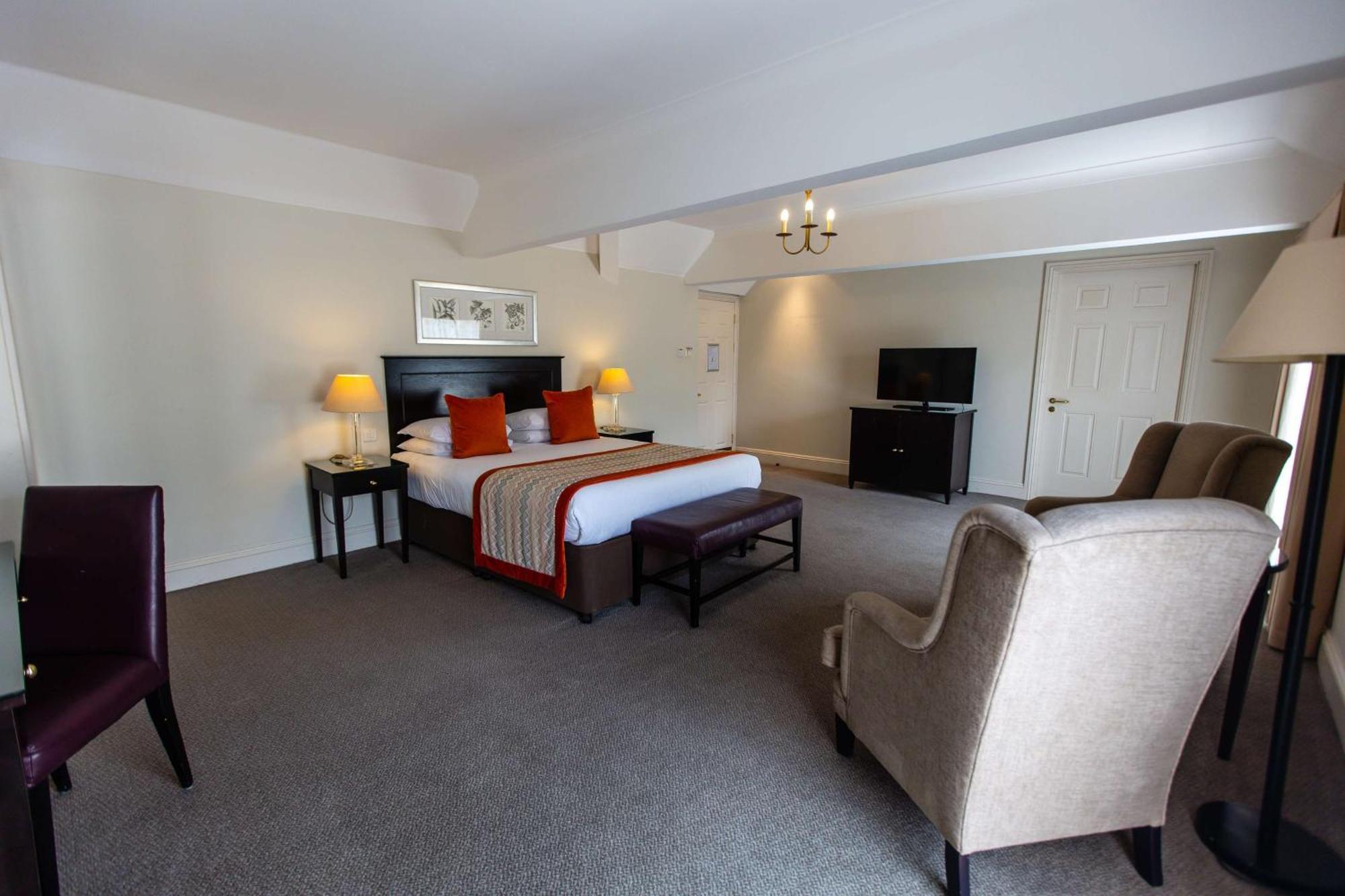 Albrighton Hall Hotel And Spa, A Member Of Radisson Individuals Shrewsbury Exterior foto